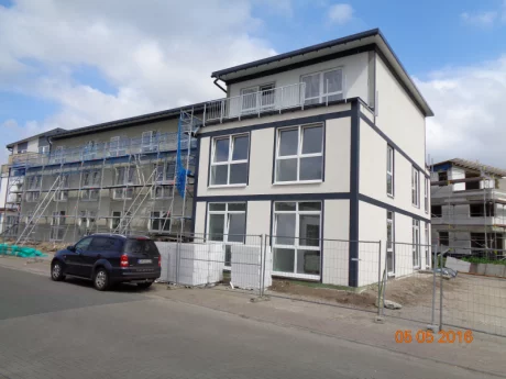 Mehrfamilienhaus mit zwölf Wohneinheiten im Standard KfW 40 Plus in Falkenberg bei Bremen, Aufnahme 3 von 3